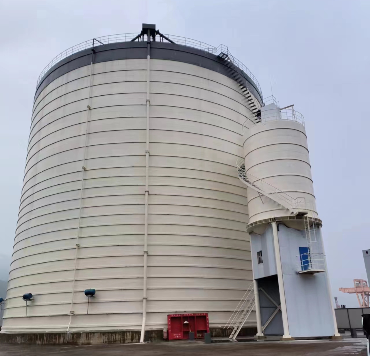 桥东10万吨水泥钢板库